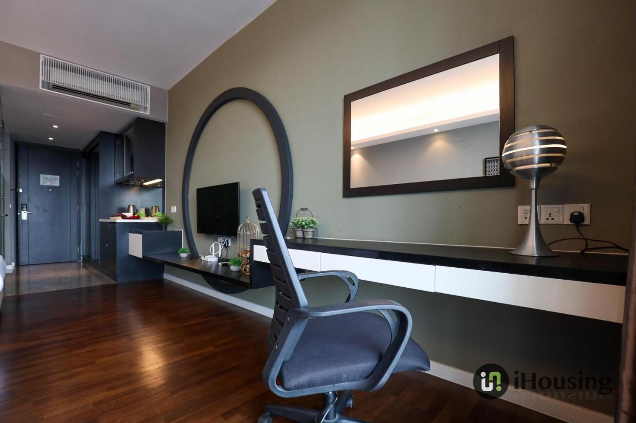 Apartment The Shore Premium By I Housing
